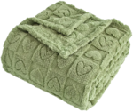 photo of a green blanket.